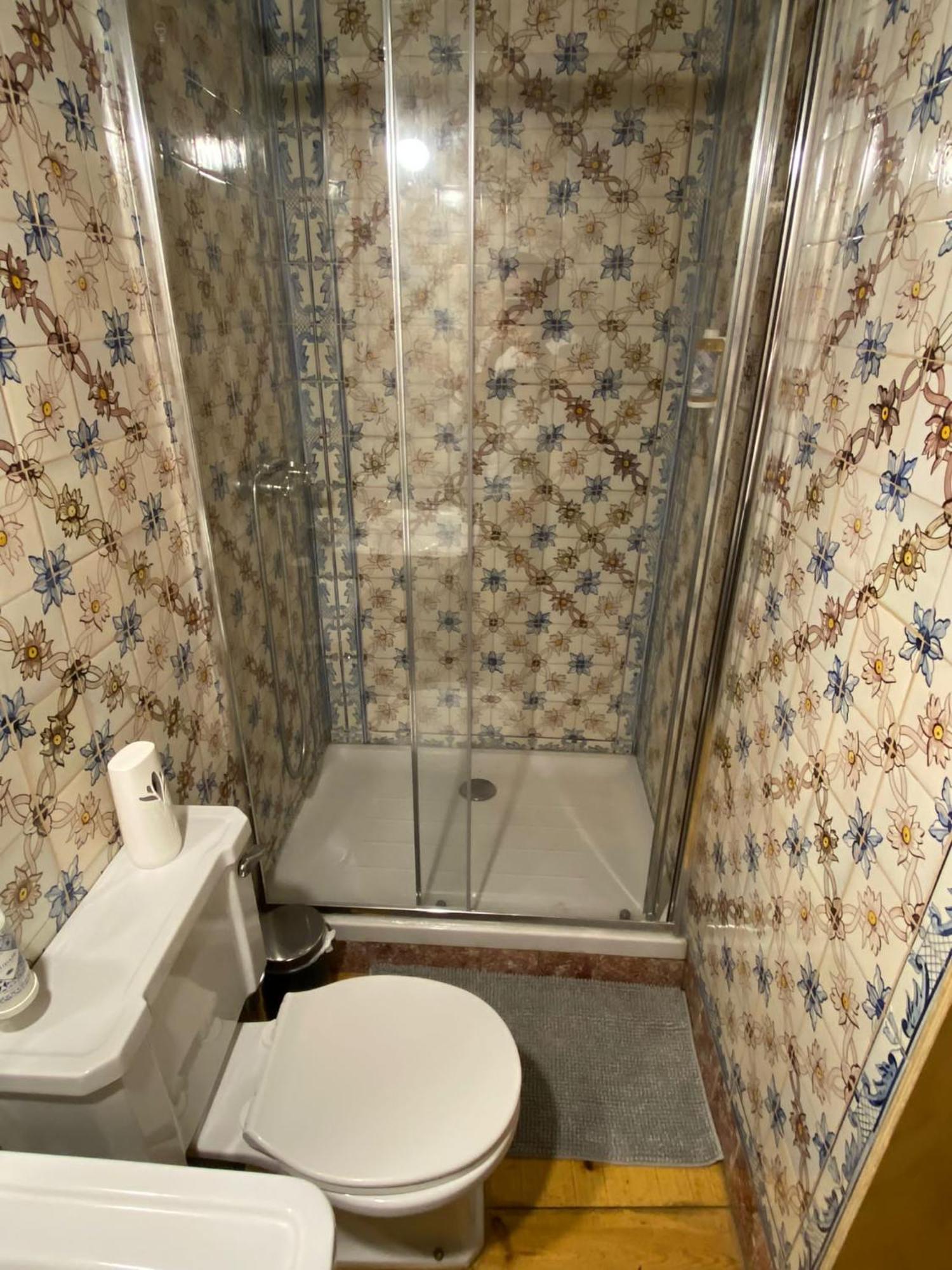 Heart Of Lisbon Private Room With Balcony Экстерьер фото