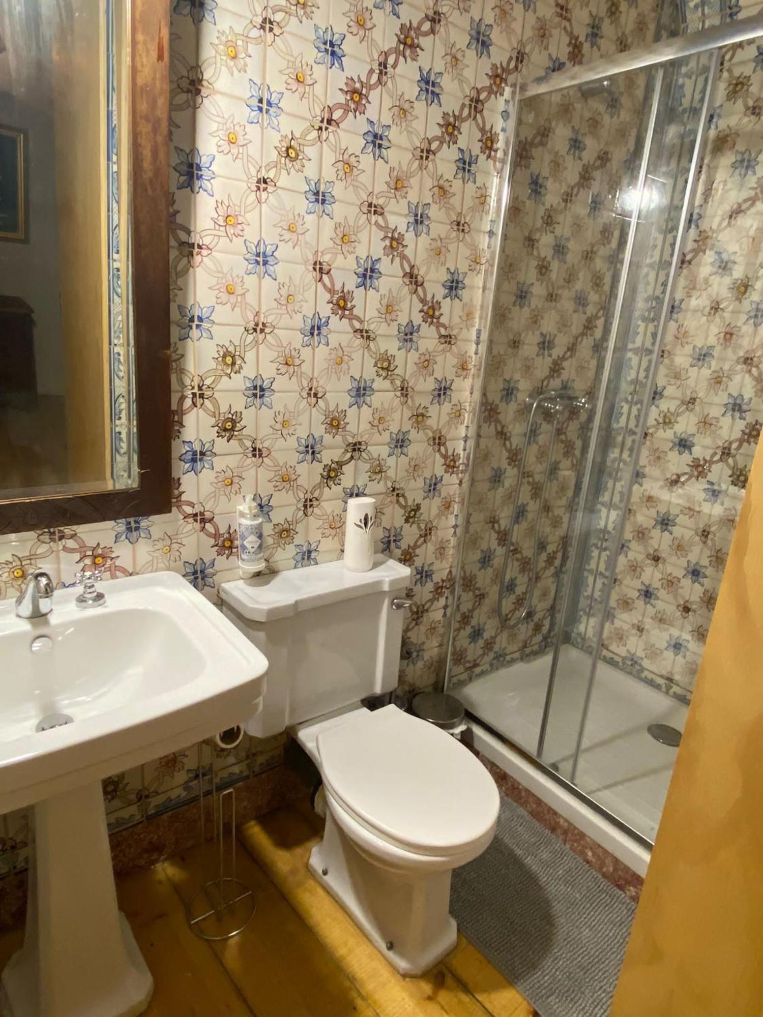 Heart Of Lisbon Private Room With Balcony Экстерьер фото